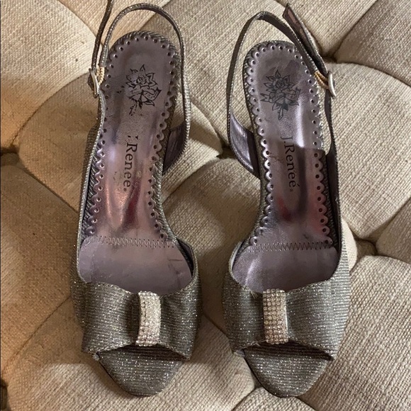 Sparkly heels with bows - Picture 3 of 5